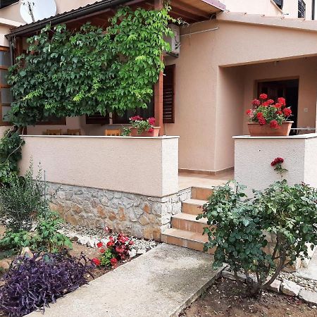 Apartment Sare Betina  Exterior foto
